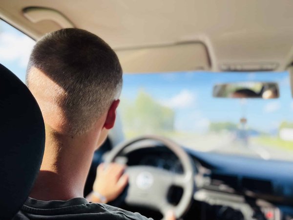 Service de transport privé : comment choisir son véhicule ?